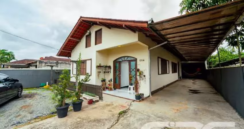 Casa com 3 quartos à venda na Rua dos Mecânicos, 284, Paranaguamirim, Joinville