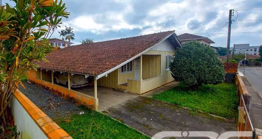 Casa | Joinville | Iririú