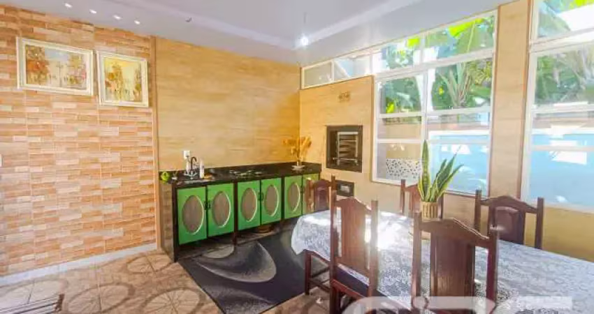 Casa com 4 quartos à venda na Nereu Ramos, 936, Salinas, Balneário Barra do Sul