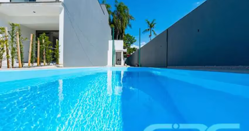 Casa com 3 quartos à venda na Voluntários da Patria, 85, Itaum, Joinville