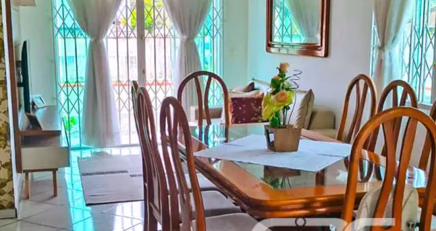 Casa com 3 quartos à venda na Rua Selma Doering Bruhns, 835, Jardim Iririú, Joinville