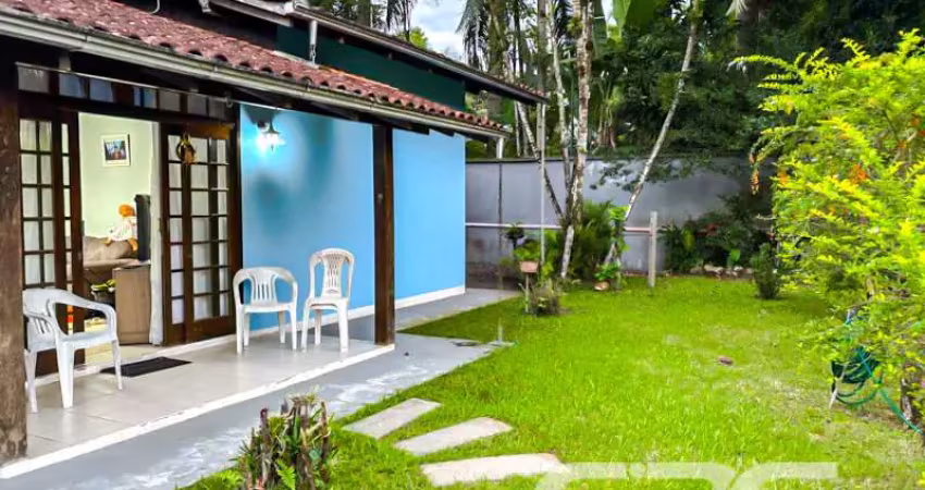 Casa com 3 quartos à venda na Albano Schimdt, 299, Boa Vista, Joinville