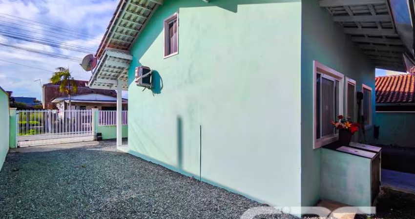 Casa | Balneário Barra do Sul | Costeira