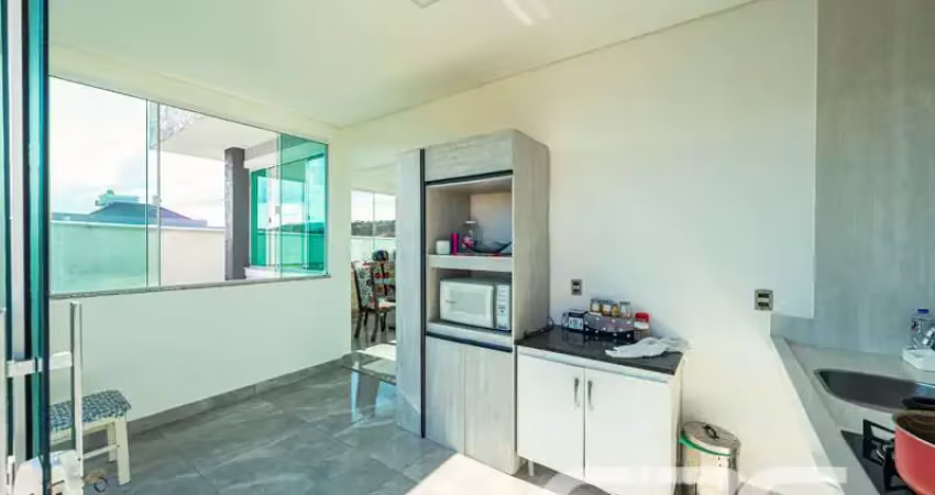Casa com 6 quartos à venda na Benício Felipe da Silva, 130, Adhemar Garcia, Joinville