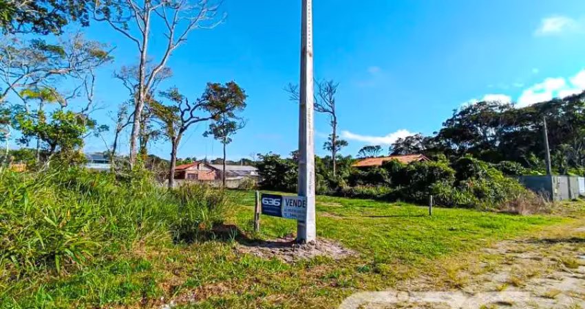 Terreno à venda na Rua Goias, Praia do Ervino, São Francisco do Sul