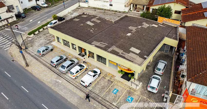 Casa comercial à venda na Rua Papa João XXIII, 1436, Iririú, Joinville