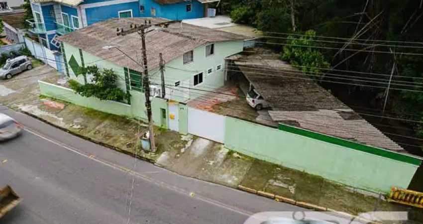 Casa comercial à venda na Voluntários da Patria, 474, Itaum, Joinville