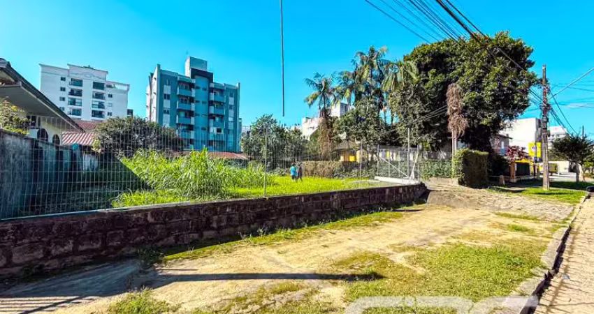 Terreno à venda na Rua Alexandre Schlemm, 204, Anita Garibaldi, Joinville