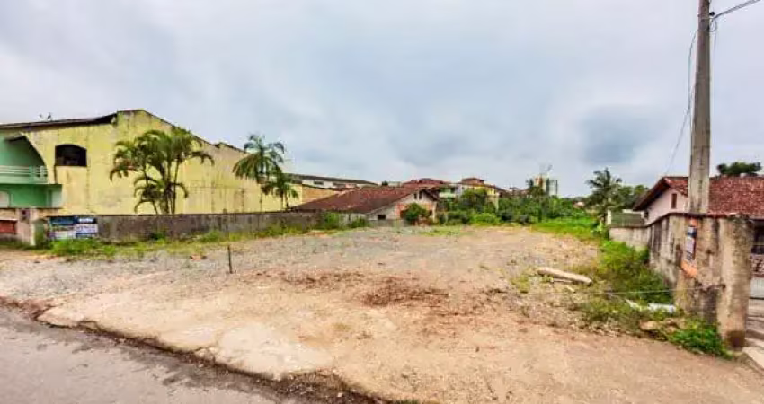 Terreno à venda na Rua Papa João XXIII, 523, Iririú, Joinville