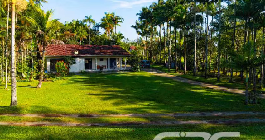 Chácara / sítio com 3 quartos à venda na Perequê, 895, Pinheiros, Balneário Barra do Sul