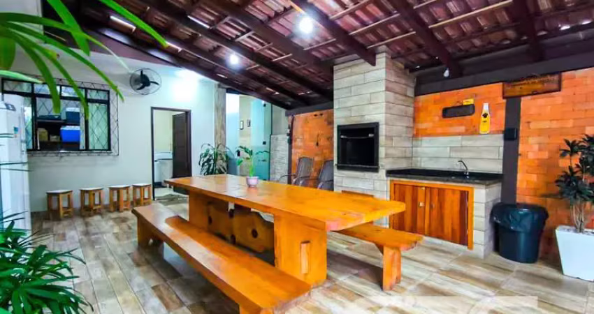 Casa com 5 quartos à venda na Voluntários da Patria, 2210, Itaum, Joinville