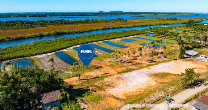 Terreno à venda na Perequê, 1350, Pinheiros, Balneário Barra do Sul