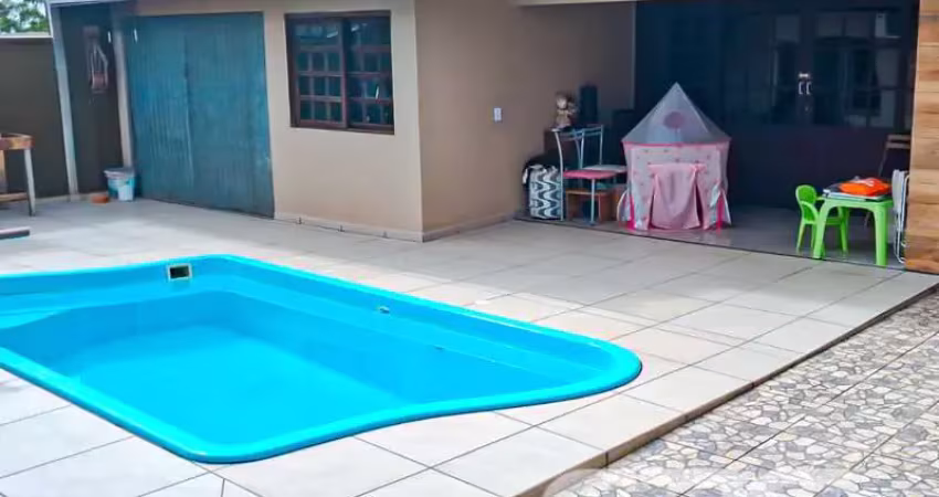 Casa com 2 quartos à venda na Voluntários da Patria, 139, Itaum, Joinville