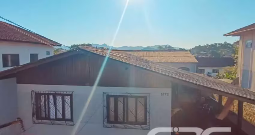 Casa com 8 quartos à venda na Voluntários da Patria, 1375, Itaum, Joinville