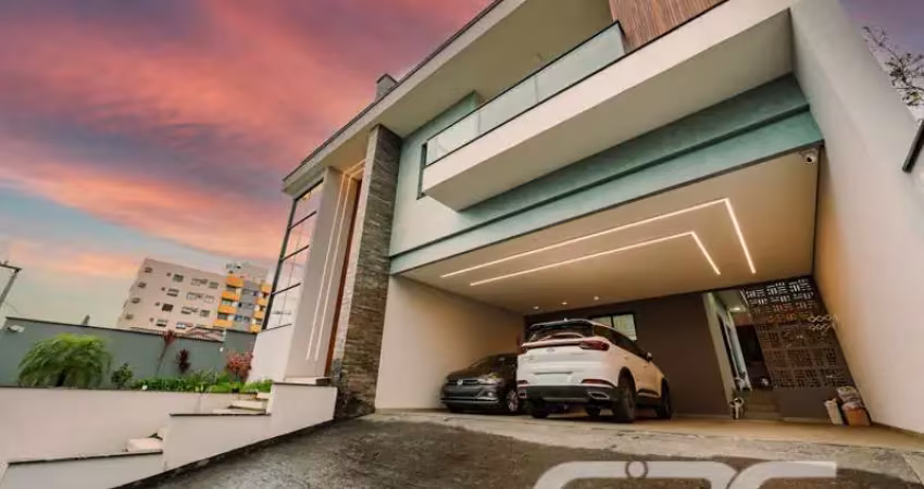 Casa com 5 quartos à venda na Rua Quinze de Novembro, 1223, América, Joinville