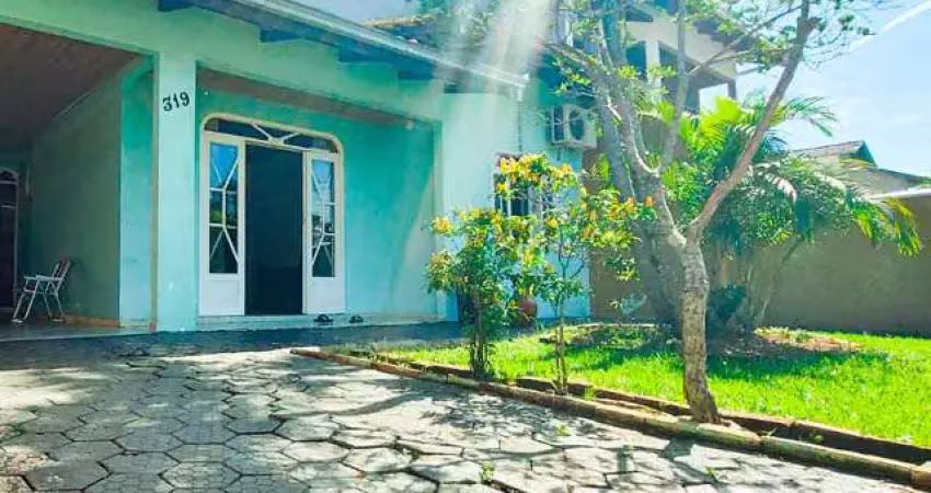 Casa com 3 quartos à venda na Benício Felipe da Silva, 319, Adhemar Garcia, Joinville
