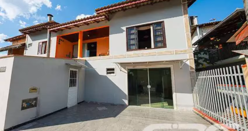 Casa com 5 quartos à venda na Rua Coronel Procópio Gomes, 123, Bucarein, Joinville