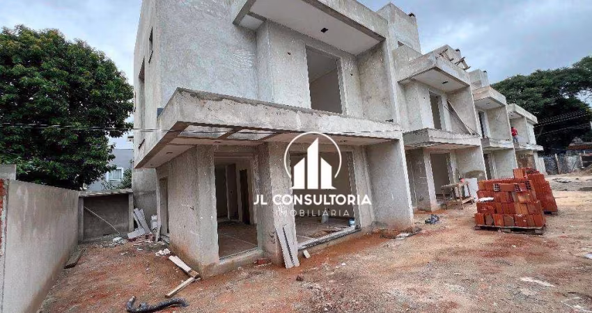 Sobrado à venda, 134 m² por R$ 729.000,00 - Hauer - Curitiba/PR