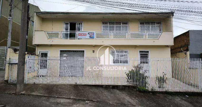 Casa com 5 quartos à venda na Rua Londrina, 752, Pinheirinho, Curitiba