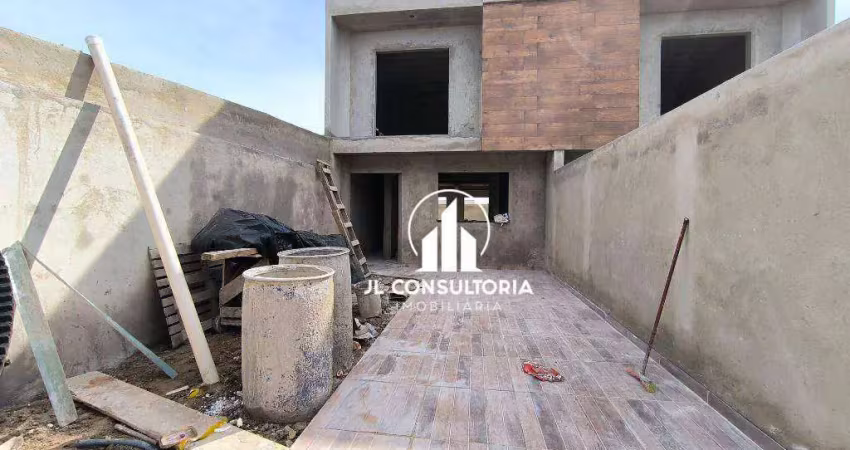 Sobrado com 3 dormitórios à venda, 94 m² por R$ 520.000 - Sítio Cercado - Curitiba/PR