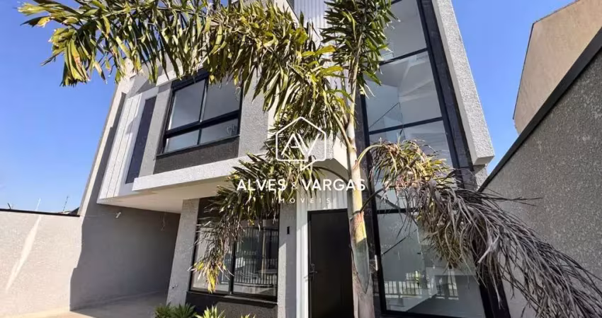 Casa com 3 quartos à venda na Rua Miguel Tschannerl, 121, Vista Alegre, Curitiba