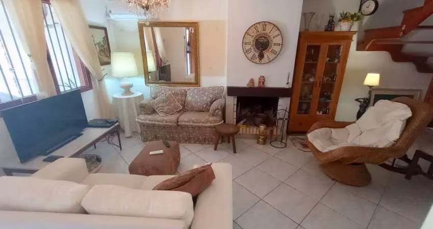 CASA 3D no bairro ESPIRITO SANTO em Porto Alegre