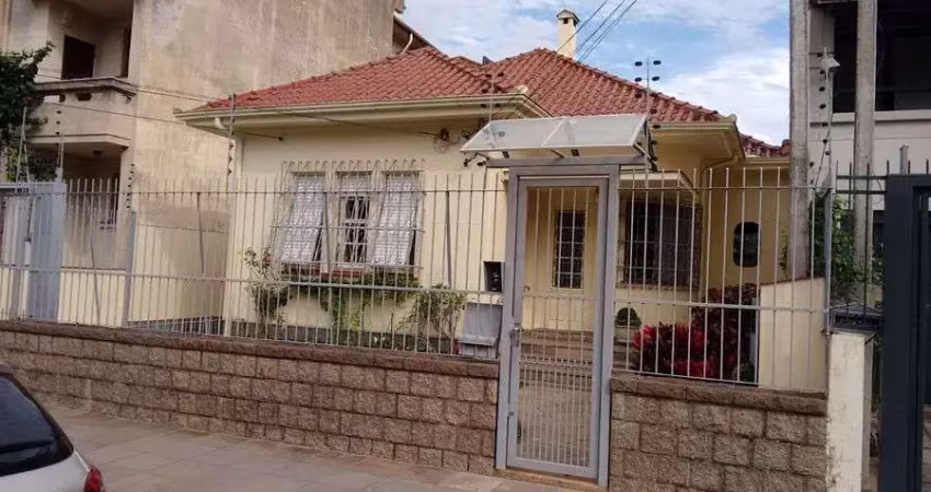 CASA 4D no bairro Menino Deus em Porto Alegre