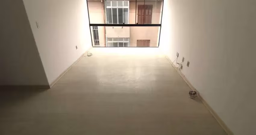 Apartamento com 3 quartos à venda na Rua Visconde de Inhauma, Azenha, Porto Alegre