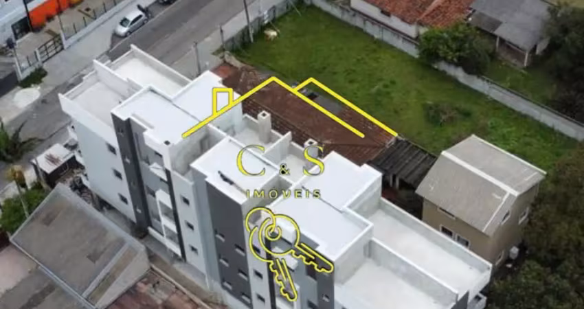 COBERTURA  DUPLEX  EM PINHAIS