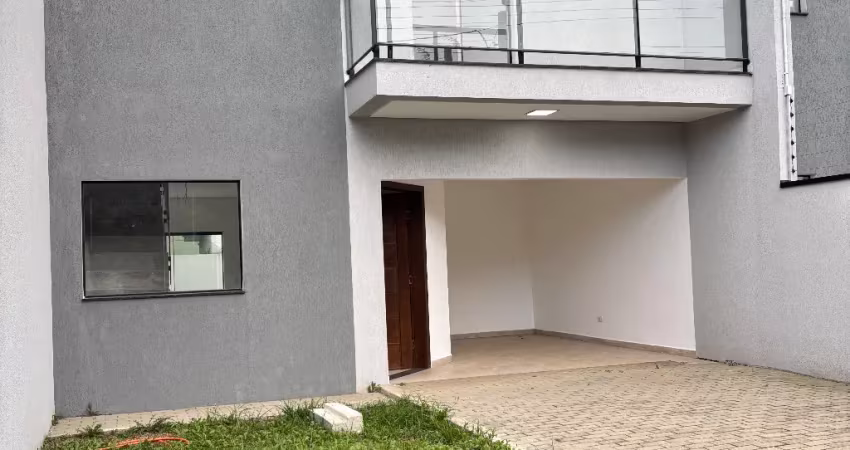 Casa com 3 quartos à venda na Rua Quênia, 166, Centro, Pinhais