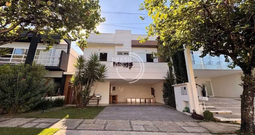 Sobrado à venda com piscina no Villa dos Inglezes