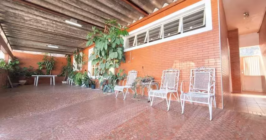 Casa térrea à venda no villa trujillo – sorocaba/sp – 3 dormitórios, edícula e excelente localização