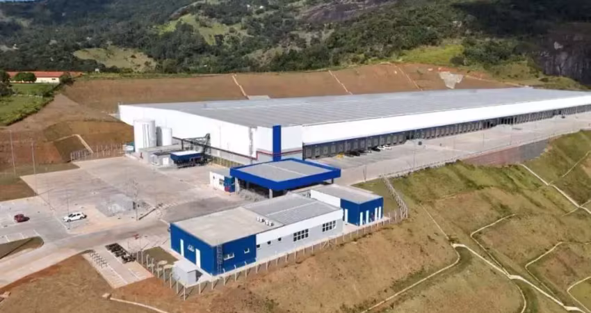 Galpão logístico 11.869m² na rodovia fernão dias, extrema -  mg