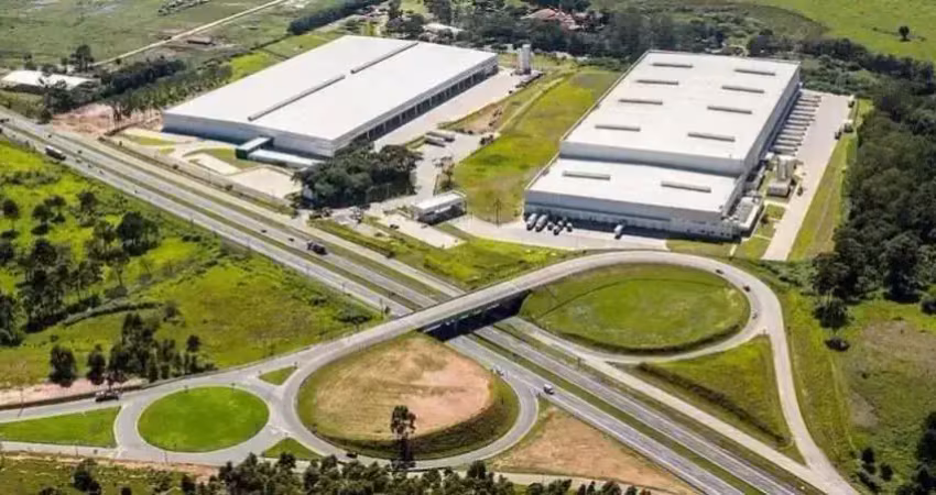 Galpão logístico 14.252m² e 13 docas na rodovia dom gabriel paulino bueno couto