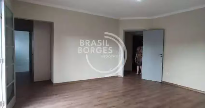 Sobrado no condomínio granja olga ii com 304m², 3 dorms., 3 suites