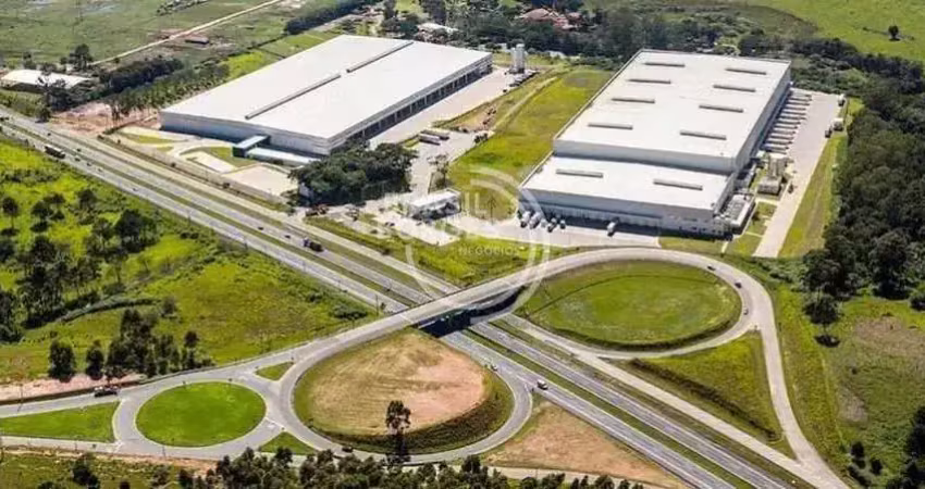 Galpão logístico 14.252m² e 13 docas na rodovia dom gabriel paulino bueno couto