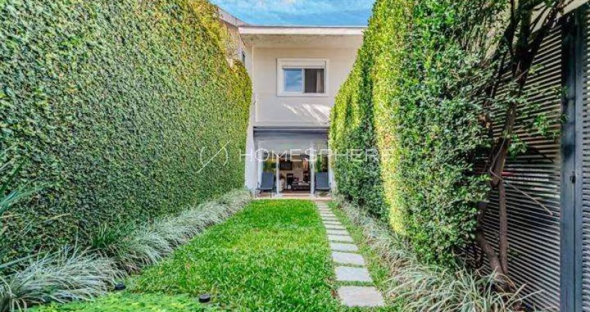Casa à venda Rua Coronel Irlandino Sandoval com 350m², 3 dormitórios sendo 1 suíte, 4 vagas e área gourmet