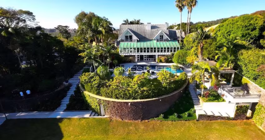 Refúgio Exclusivo | Atibaia | Casa à venda Região Bragantina em Atibaia, 1800 m², 7 quartos sendo 7 suítes, piscina, quadra de tênis e academia completa