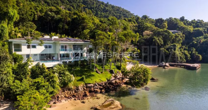Casa Piraquara | Angra dos Reis. Casa de condomínio à venda com 1000 m², 6 quartos sendo 6 suítes à venda no bairro Piraquara. Casa Péna areia em Angra dos Reis