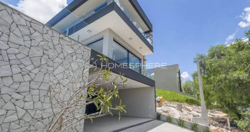 Casa no Condomínio Reserva da Mata em Vinhedo/SP com 260 m², 3 suítes - Piscina e área gourmet integrada. Vista espetacular!