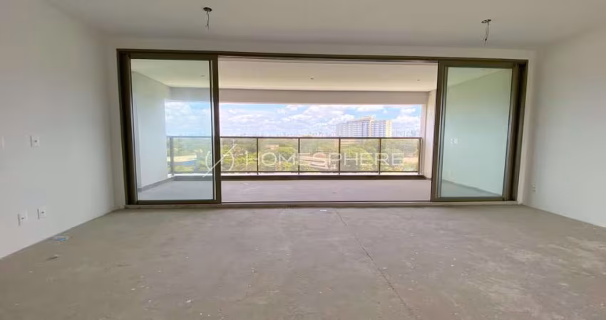 Apartamento com 230 m², à venda no condomínio Cyrela On The Parc em Moema