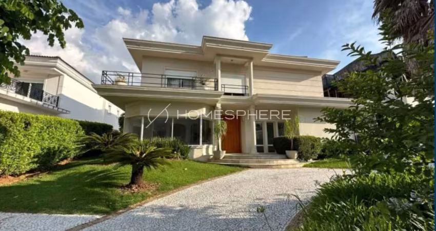 Casa de condomínio com 560 m², 4 quartos sendo 4 suítes à venda no bairro Alphaville.