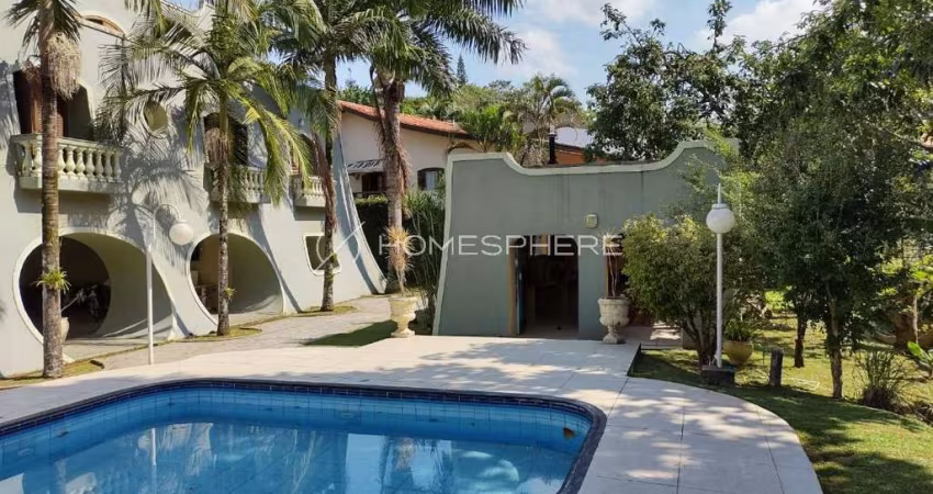 Casa de condomínio com 1098 m², 4 quartos sendo 4 suítes à venda no bairro Alphaville.