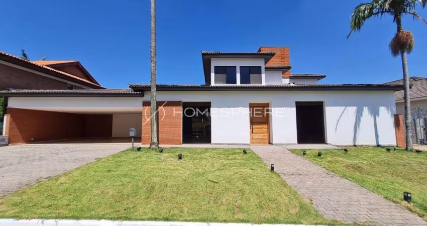 Casa de condomínio com 620 m², 4 quartos sendo 4 suítes à venda no bairro Alphaville.