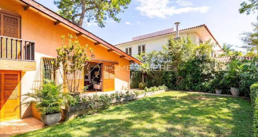 Casa com 250 m², 3 quartos sendo 1 suíte à venda no bairro Jardim Guedala.