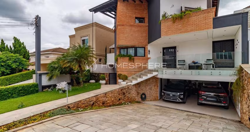 Casa de condomínio com 500 m², 4 quartos sendo 2 suítes à venda no bairro Alphaville.