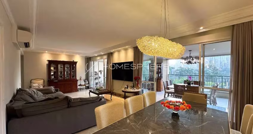 Apartamento com 4 suítes, varanda gourmet e 5 vagas — condomínio clube ao lado do shopping morumbi