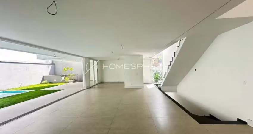 Casa de condomínio com 4 suítes e 4 vagas no campo belo!
