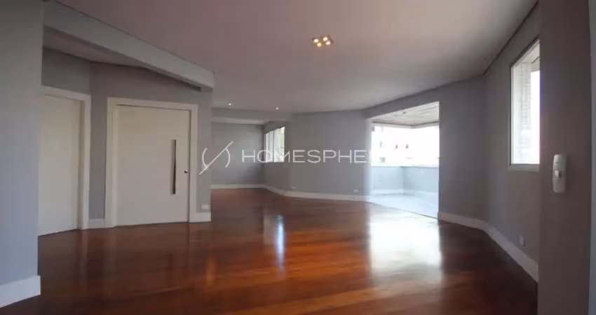 Moema edifício golden park apartamento na avenida juriti, 165, moema em são paulo. apartamento à venda, reformado, 244 m², terraço integrado ao living, 3 suítes e 3 vagas