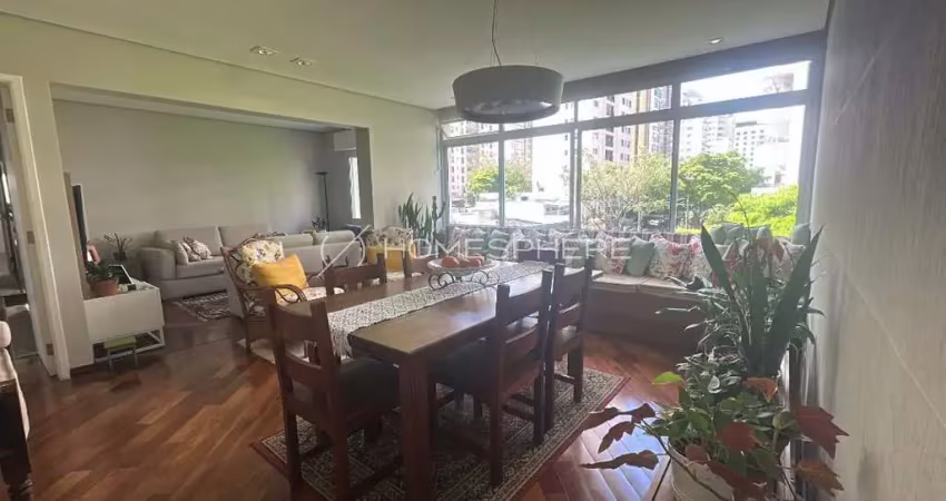 Apartamento amplo e iluminado, ventilação natural, no coração do jardim paulista
